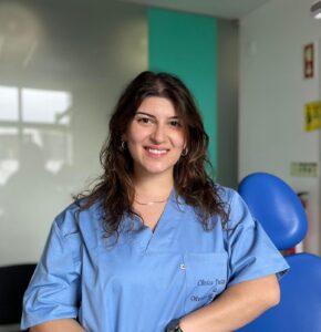 Dra. Carolina Santos Pourfarzaneh